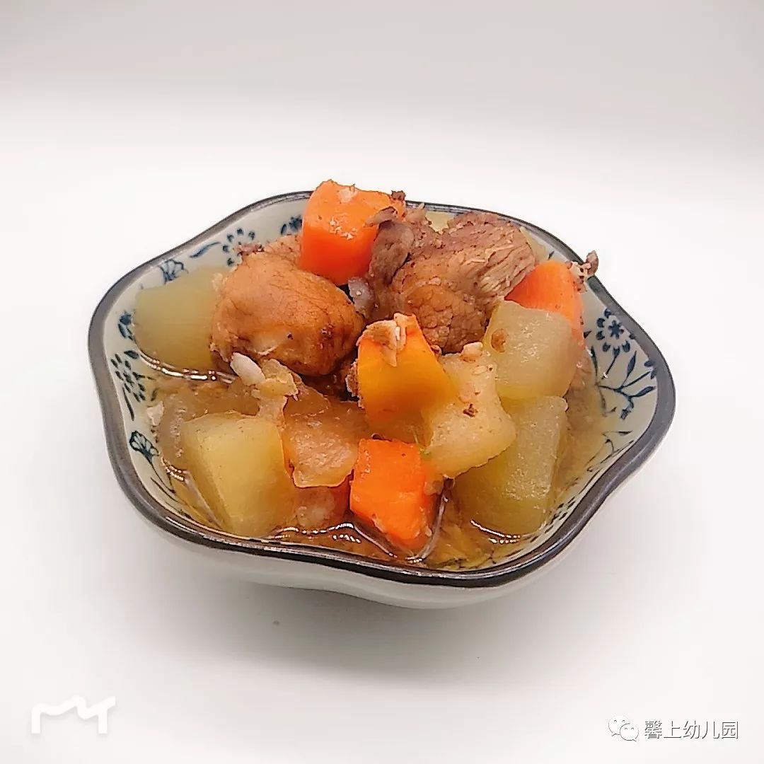 12个月宝宝一日食谱,关于宝宝一日食谱，如何为12个月大的宝宝安排饮食？